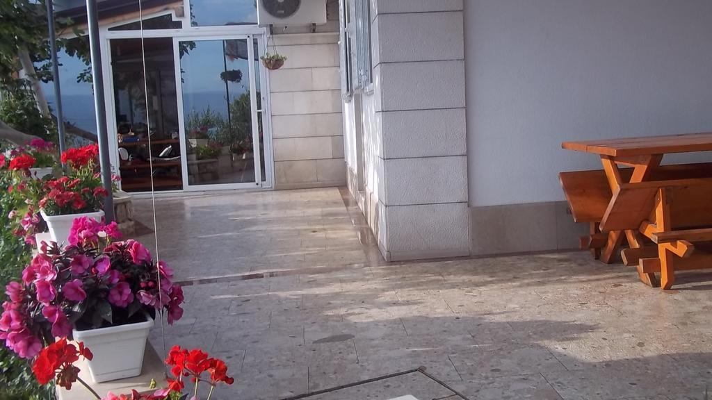 Apartments Kalajzic Omiš Habitación foto